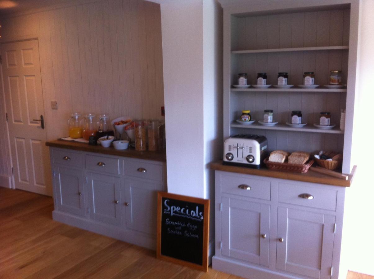 Burcott Mill Guesthouse Wells Dış mekan fotoğraf