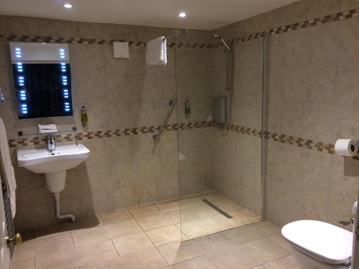 Burcott Mill Guesthouse Wells Dış mekan fotoğraf